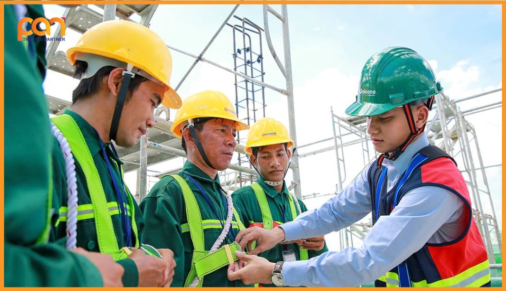 Vệ sinh lao động là gì? Công tác đảm bảo an toàn vệ sinh lao động