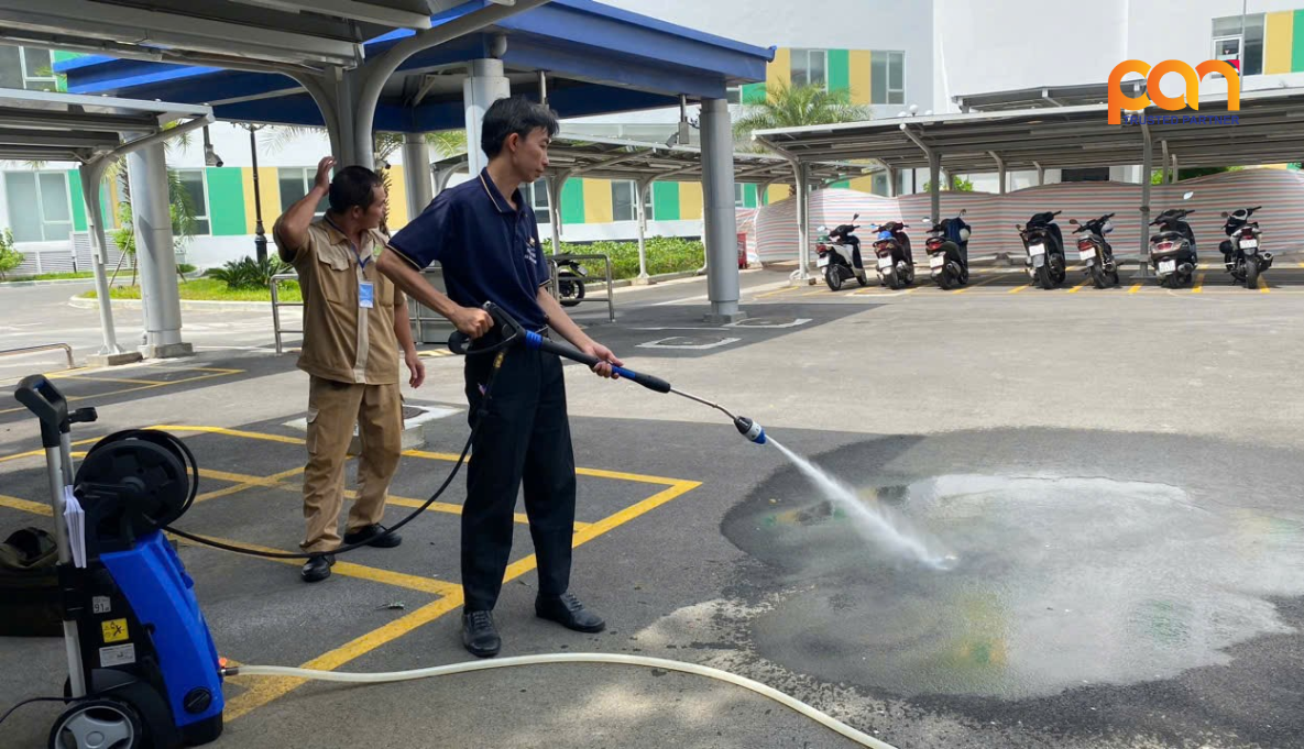 Pan Trading JSC bàn giao máy vệ sinh cho Bệnh Viện ĐK Quốc tế Vinmec