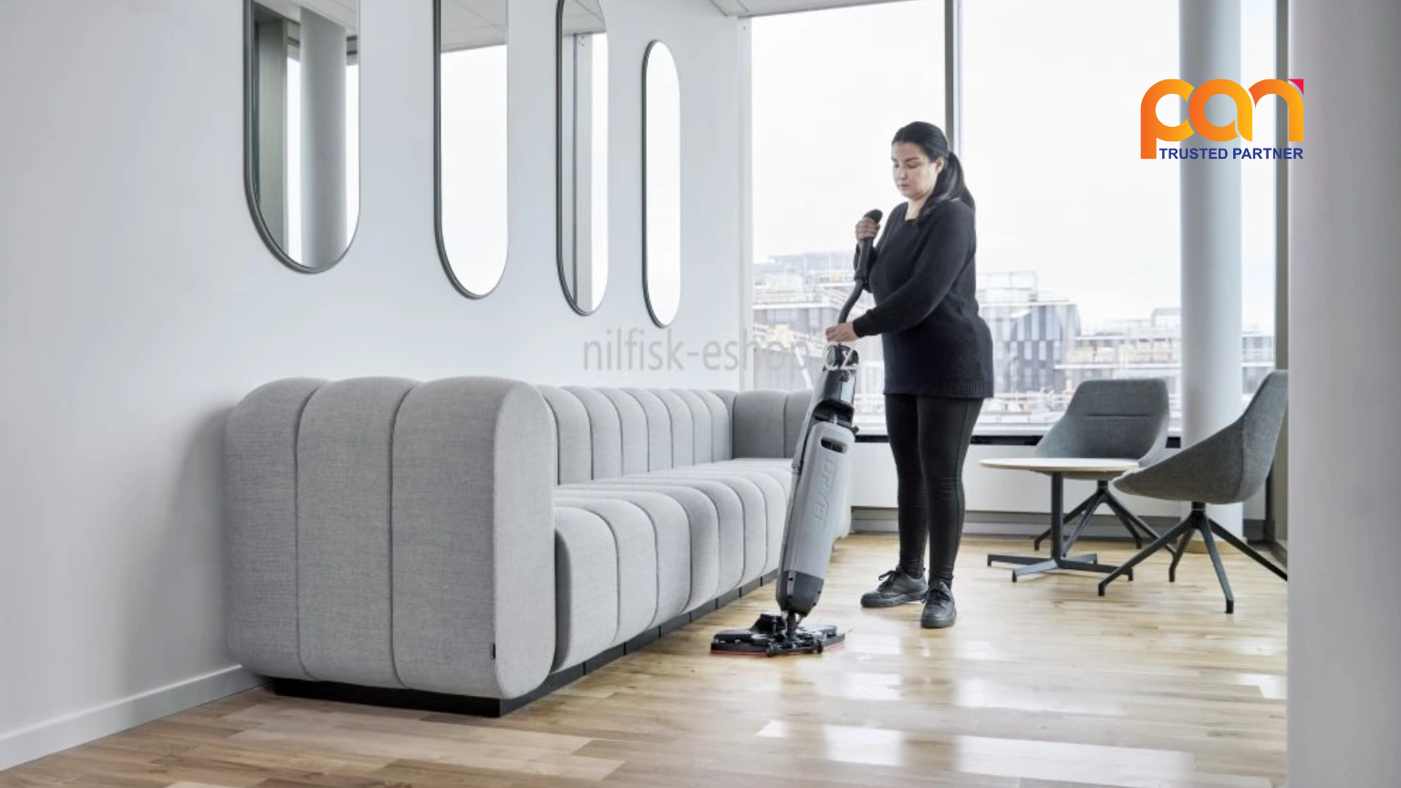 Giới thiệu Nilfisk Dryft, cây lau sàn cầm tay thế hệ mới - Giải pháp vệ sinh cho không gian nhỏ hẹp