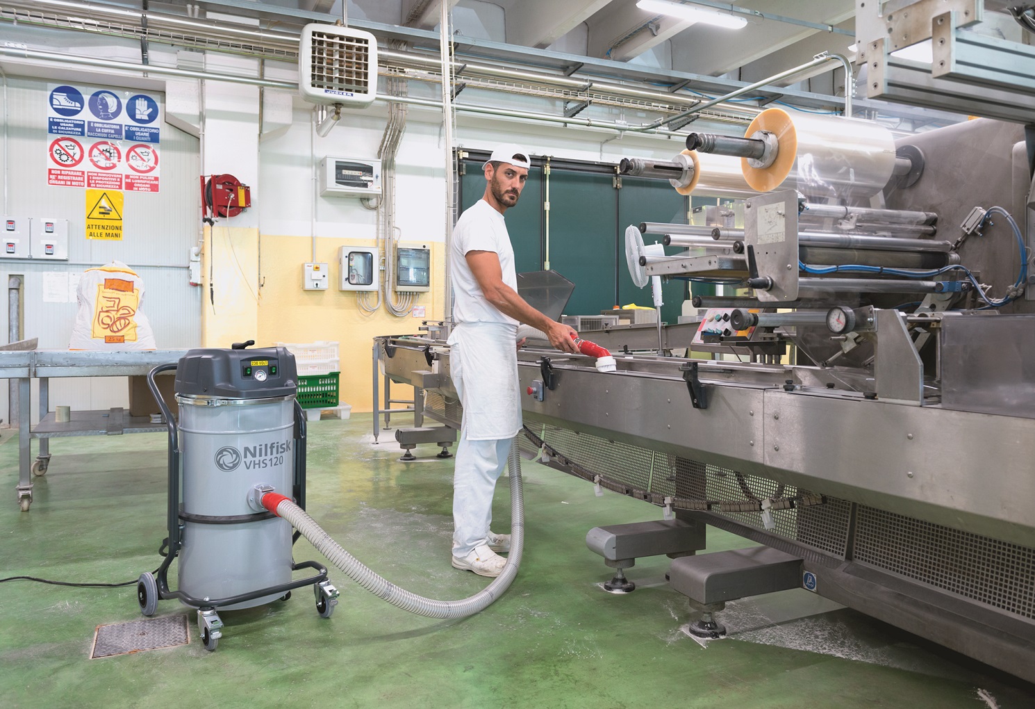 Máy hút bụi công nghiệp | Loại điện một pha